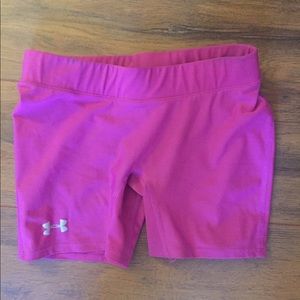 COPY - Underarmour shorts heat gear size small girls 🔥